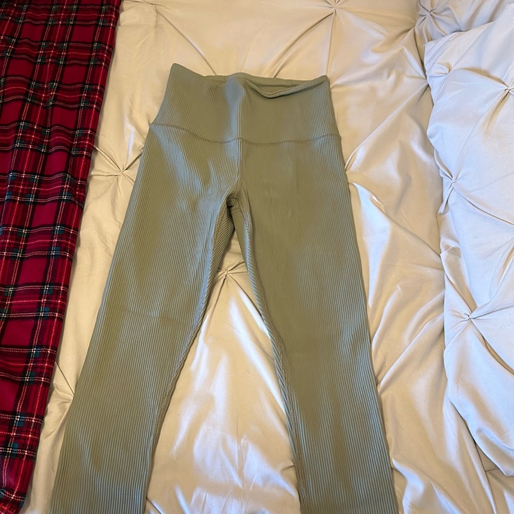 Athleta Elation Rib Tight in Sage